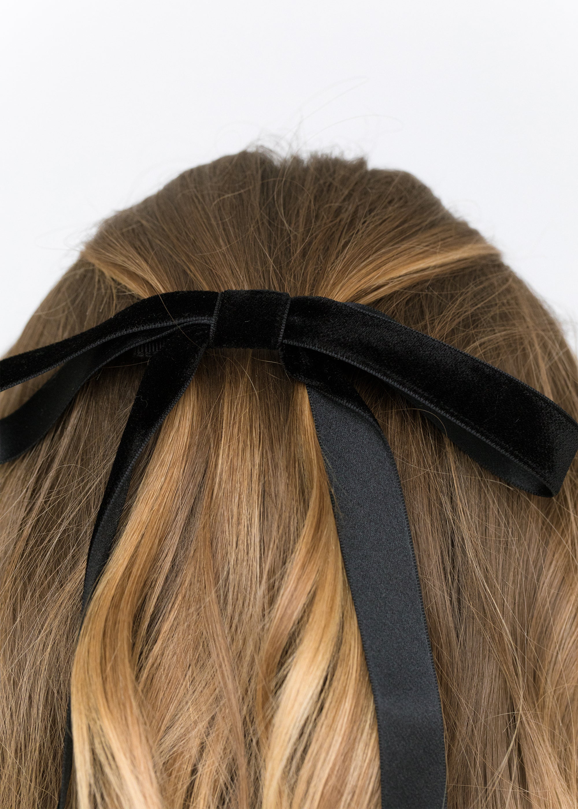 JENNIFER BEHR Wide velvet bow hair clip